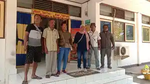 Warga-Desa-Reroroja-Kecamatan-Magepanda-di-Kota-Maumere.jpg