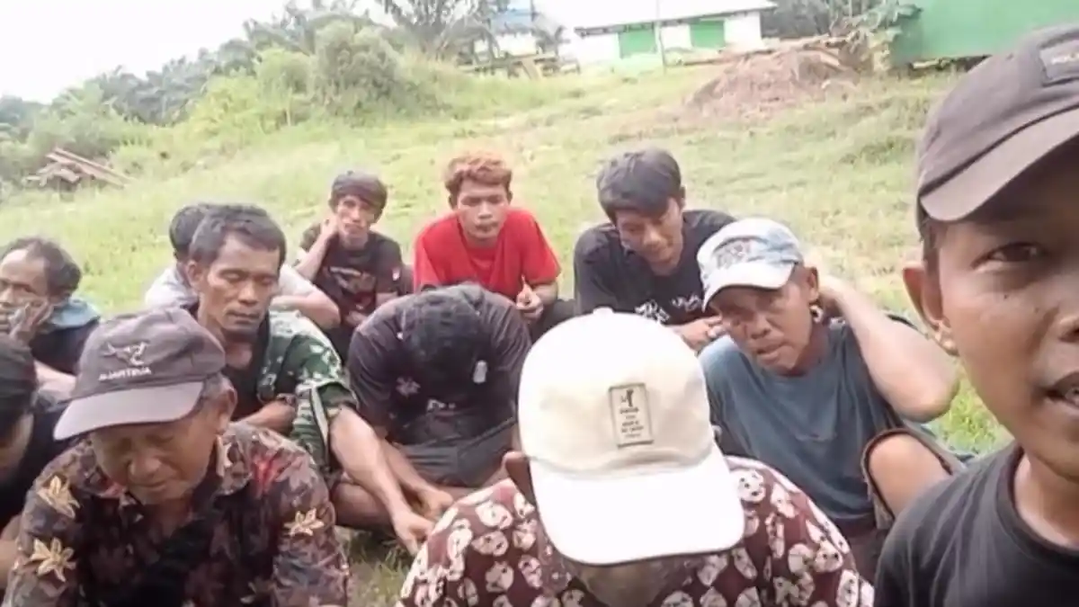 BREAKING NEWS - 13 Warga Garut dan Tasik Telantar di Kalbar, Dirayu Kerja di Perkebunan Sawit