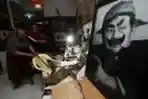 Pak Raden Jual Lukisannya