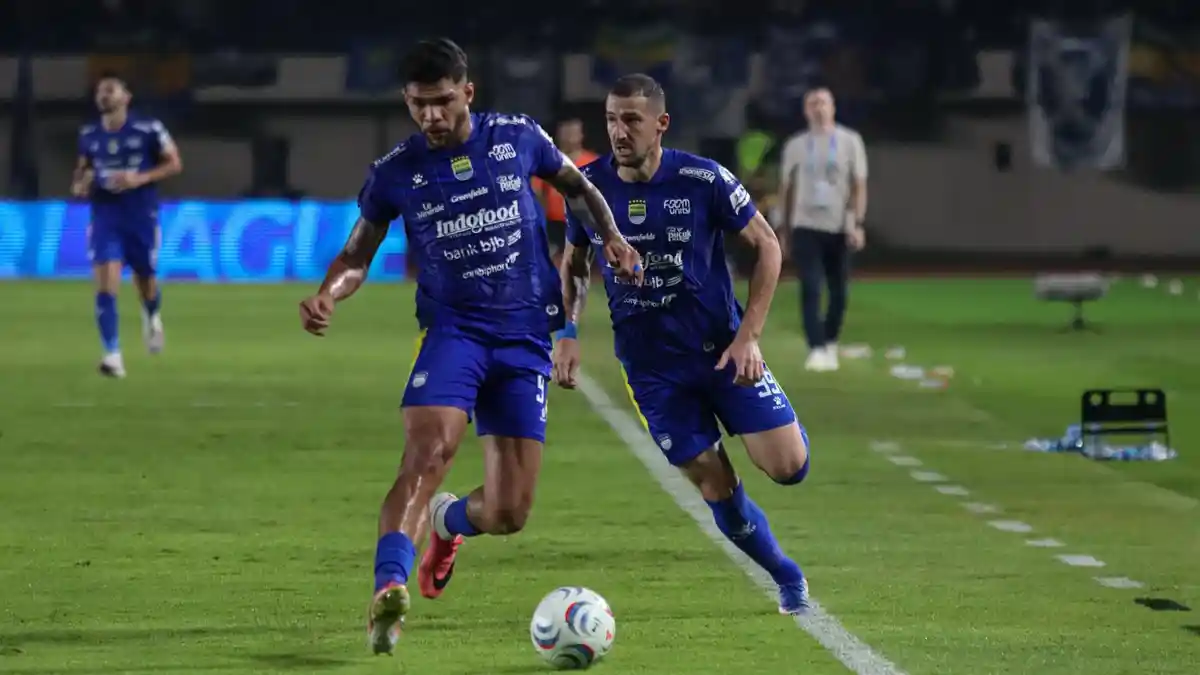 Persib Bandung laksanakan Latihan di Kota Surabaya Jelang Hadapi Madura United