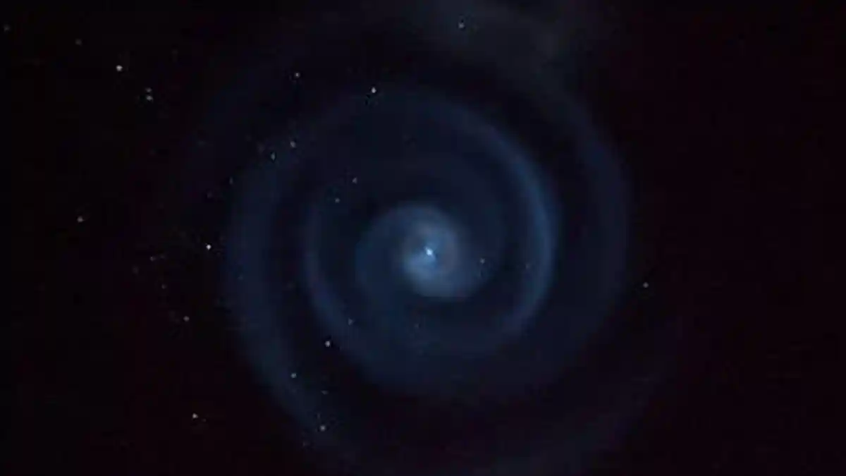 Pengamat Bintang Terpesona Melihat Cahaya Biru Spiral di Langit Selandia Baru