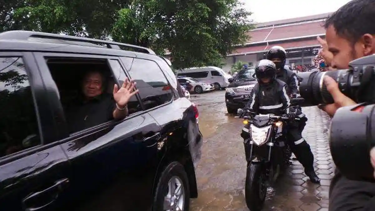 Menurut Istana, SBY Masih Pinjam Mobil Presiden Antipeluru, Ini Alasannya