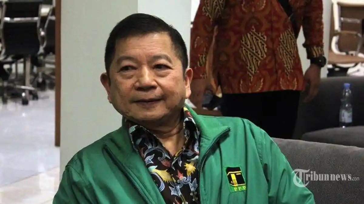 Pengamat: Banyak Kiai tak Setuju PPP Gabung di KIB hingga Pelengseran Suharso Monoarfa