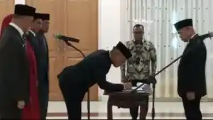 Pj-Bupati-Kembali-Rotasi-Pejabat-Eselon-2-di-Lingkungan-Pemkab-Tebo.jpg
