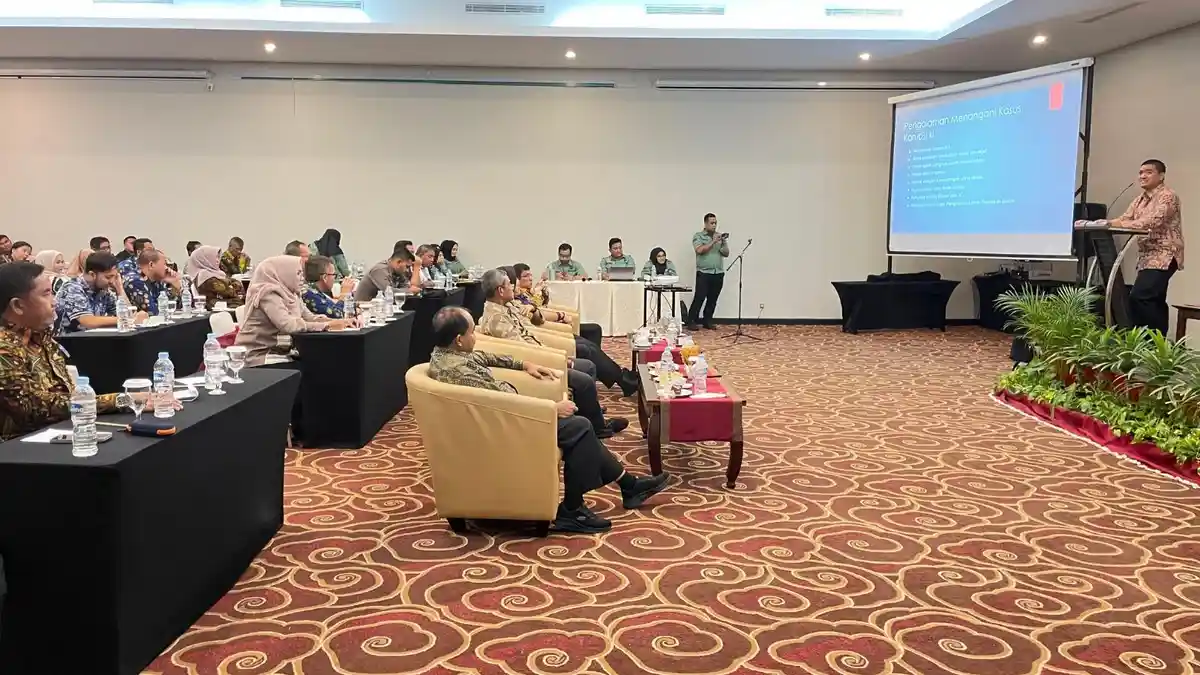 Sengaja Didatangkan, Mantan Penyidik KPK Yudi Purnomo Berhasil Buat Pejabat Deli Serdang Termenung