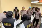 Propam Polres Luwu Tes Urine Mendadak Para Pejabat Utama-Perwira