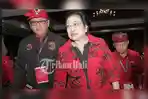 ketua-umum-pdip-megawati-didampingi-gubernur-bali-sekaligus-ketua-dpd-pdip-bali24.jpg