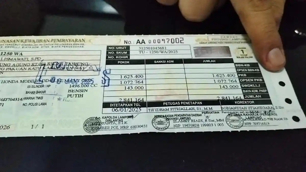 Opsen Pajak Kendaraan Mulai Diterapkan, Ini Tampilan STNK yang Baru