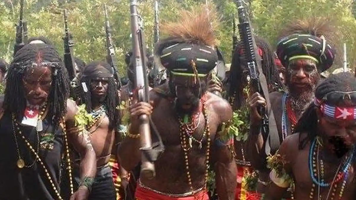 Cari Perhatian Internasional Jelang Sidang Umum PBB, KKB Papua Fitnah TNI dengan Menembak Pendeta