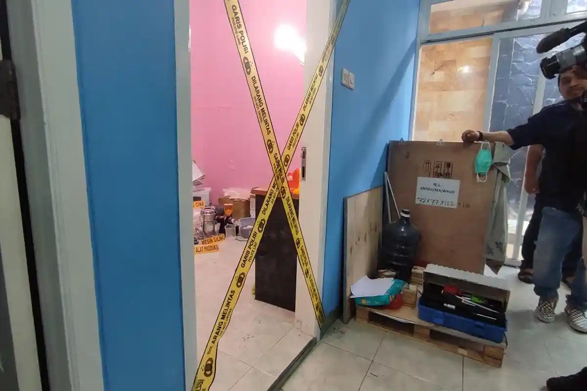 Polisi Tangkap Koordinator Pabrik Narkoba di Perumahan Mewah