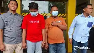 Seorang-perangkat-Desa-Katelan-Kecamatan-Tangen.jpg
