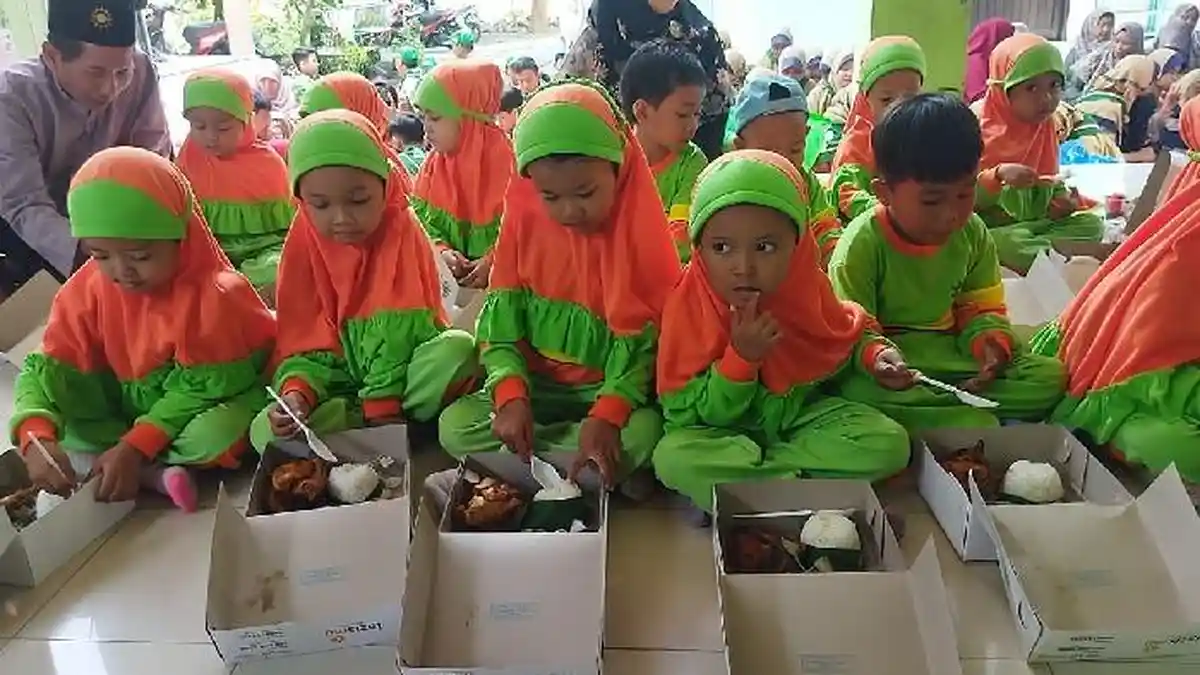 Tanggal Berapa Program Makan Bergizi Gratis Mulai Dijalankan? BGN Buka Pendaftaran untuk Mitra