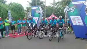 Para-peserta-Hell2Man-mulai-meninggalkan-start-di.jpg