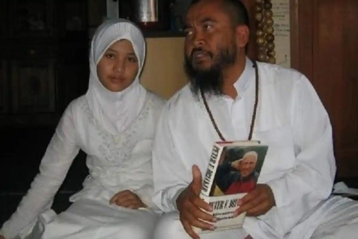 13 Tahun Berlalu Setelah Dinikahi Syekh Puji, Penampilan Lutfiana Ulfa Kini Bikin Pangling