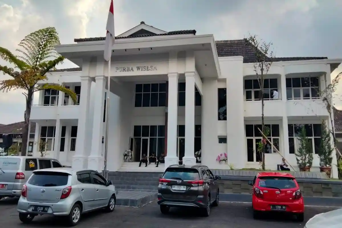 Hasil Rekapitulasi Pilkada Kuningan 2024 Pasangan Dian-Tuti Unggul, Saksi Paslon 2-3 Tolak Teken