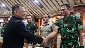 Gubernur-Ahmad-Luthfi-menerima-kunjungan-dari-tim-KSAD.jpg