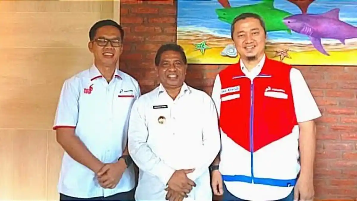 Perkokoh Kerja Sama, Penjabat Bupati Rote Ndao Kunjungi Perum Bulog dan Pertamina NTT