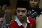 sore-ini-lutfi-alfiandi-pemuda-pembawa-bendera-saat-demo-diperiksa-sebagai-terdakwa-kerusuhan.jpg
