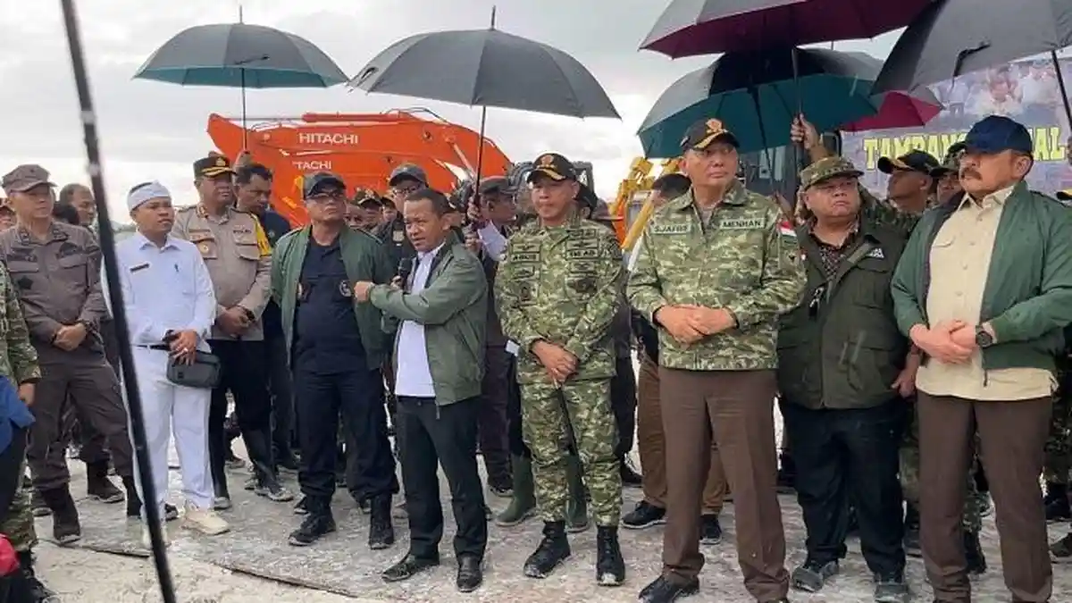 Bahlil Sesalkan Tambang Timah Ilegal di Babel, Izin Pasir Kuarsa Akan Ditarik ke Pusat