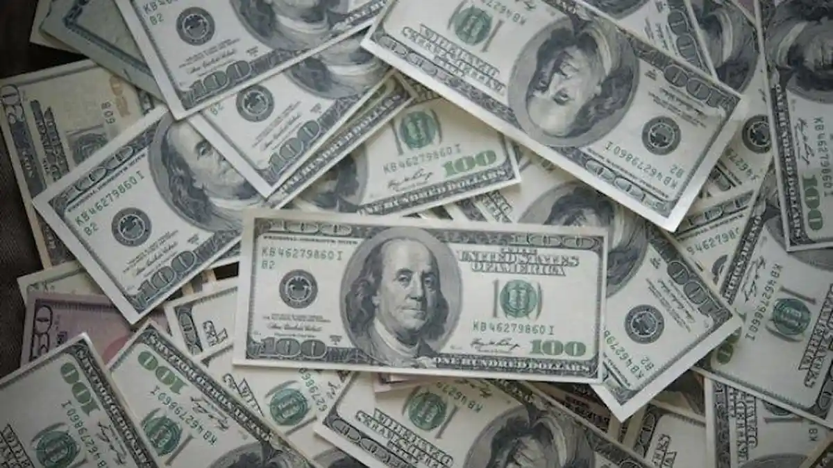 Lonjakan Dolar AS Dorong Penyusutan Utang Dunia, Pertama Kalinya Sejak 2018
