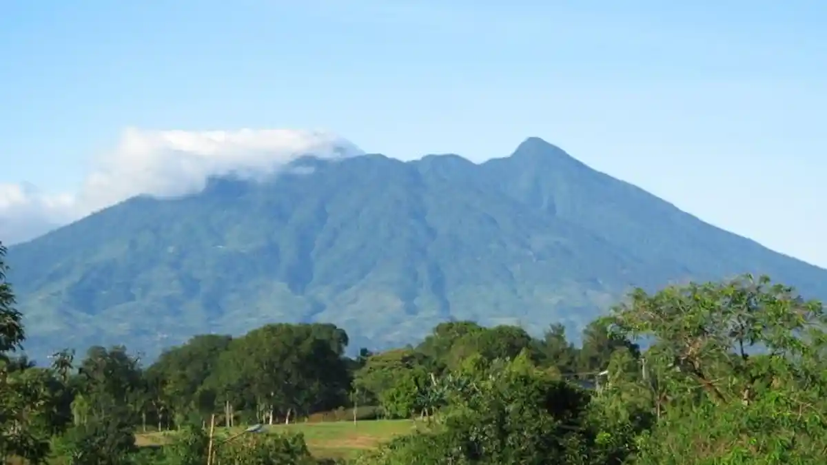 Beredar Kabar Gunung Salak Erupsi, Ini Penjelasan PVMBG