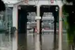 Depo Kereta Api Bukit Duri Terendam Banjir