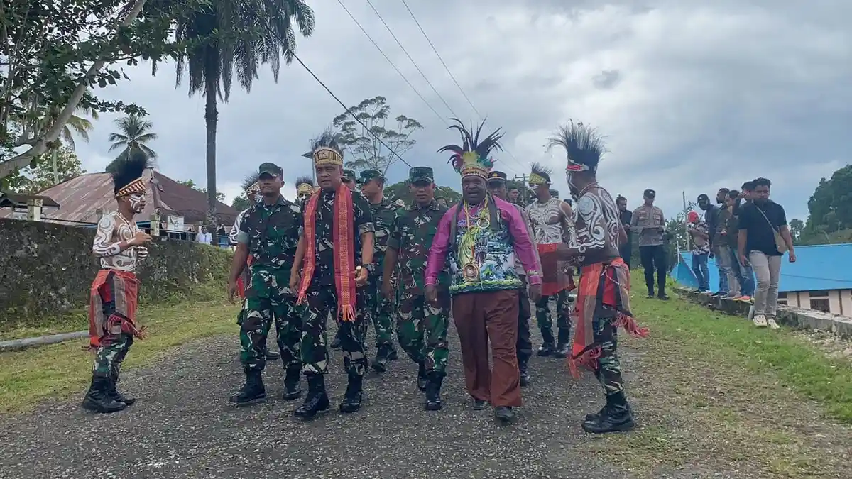 Sebulan Jalankan Tugas, Pangdam XVIII/Kasuari Kunjungi Maybrat
