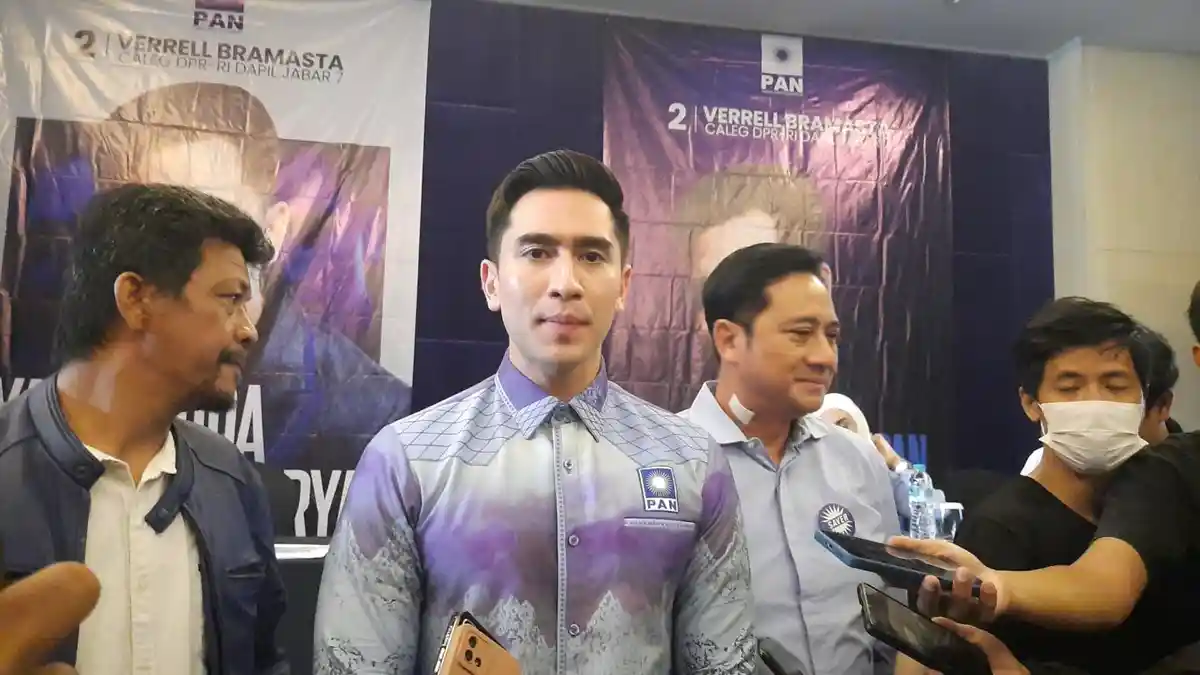 Terjun Jadi Caleg, Artis Verrell Bramasta Janji Berikan Setengah Gaji 1 Tahunnya Jika Terpilih