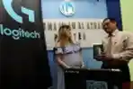 Logitech Salurkan Bantuan Perangkat Perlengkapan e-Lab