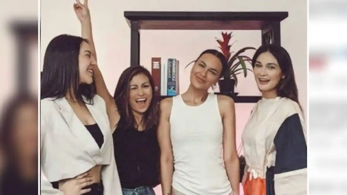 Ketika Sophia Latjuba Nongkrong Bareng Luna Maya dan Anya Geraldine, Netizen: Ngomongin Ariel Noah