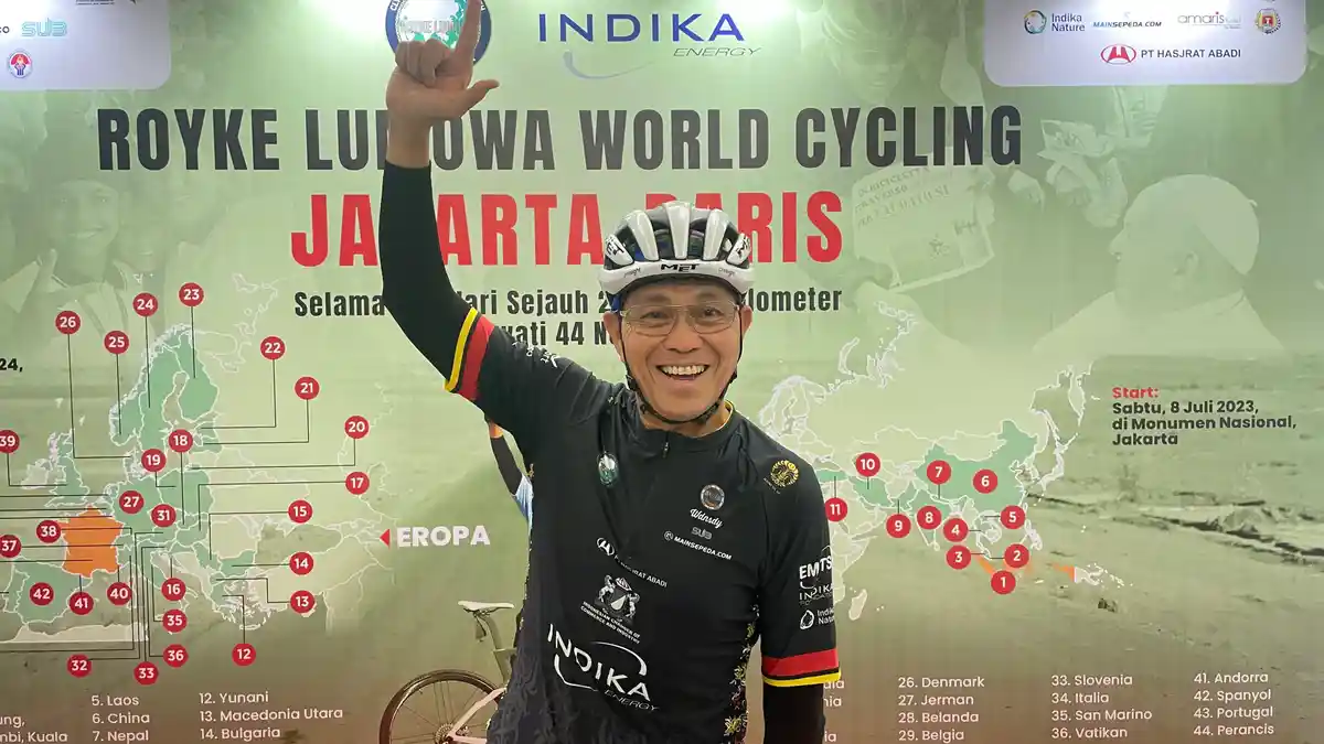 Royke Lumowa Bersepeda dari Jakarta ke Paris, Bawa Misi Lingkungan dan ...