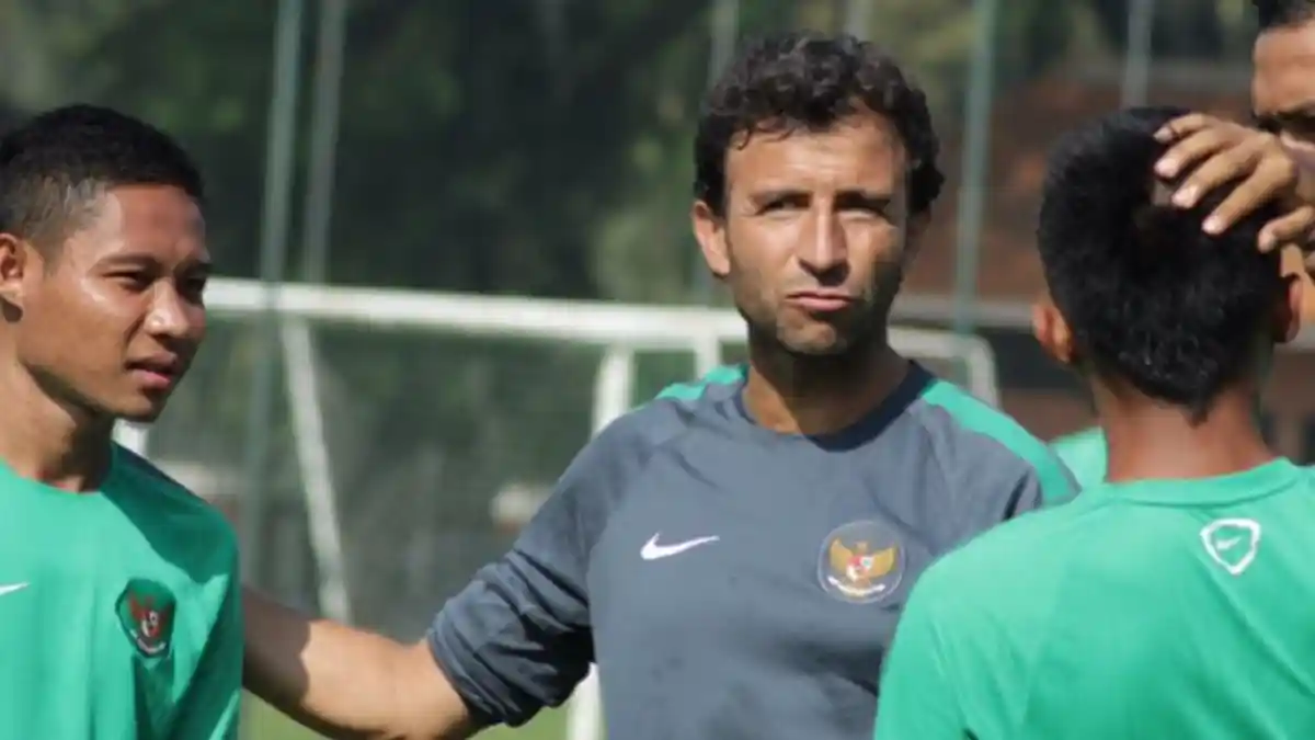 Ini Tiga Pemain Timnas Main di Luar Negeri. Luis Milla : Saya Mengerti Kondisi Ini