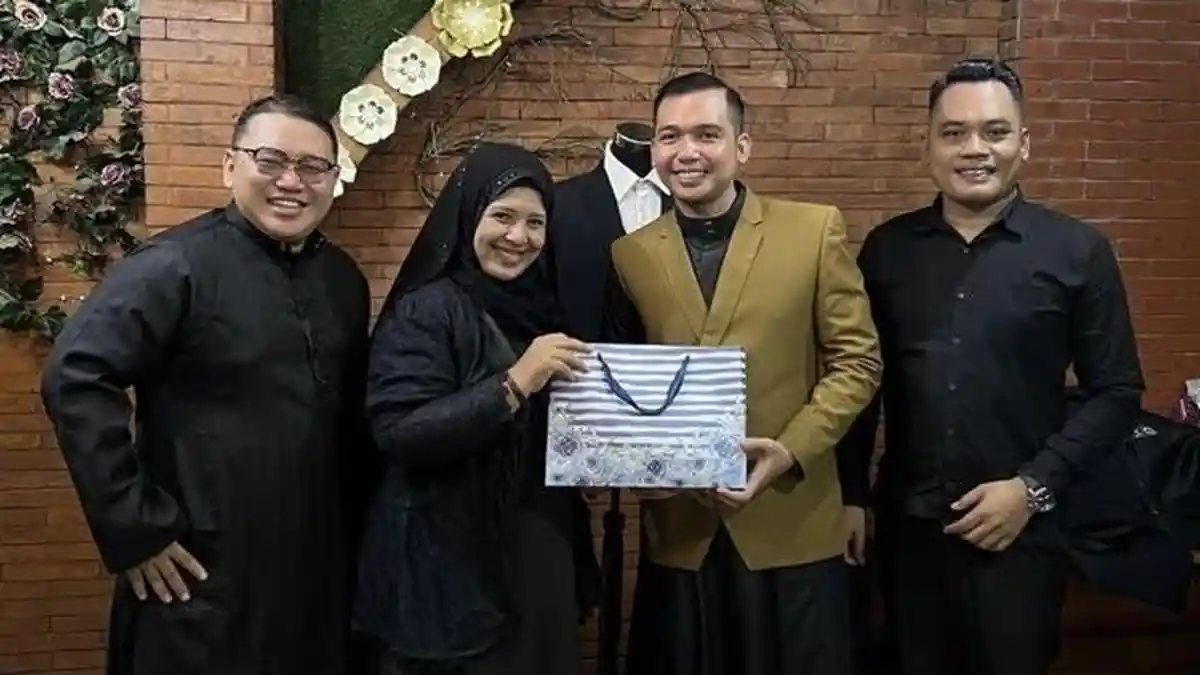 Serunya Bila Para MC Kumpul, Bukber Sekaligus Upgrading Diskusi Outfit Keren
