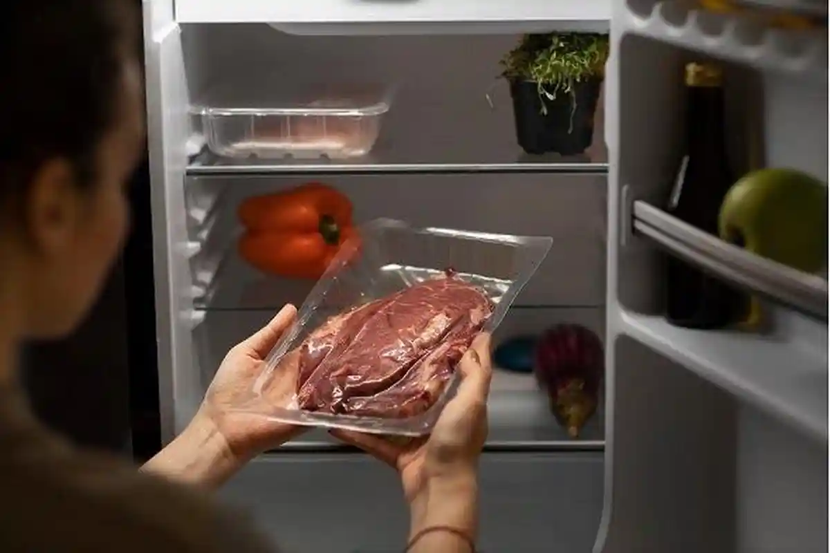 Tips Menyimpan Daging Kurban agar Tetap Segar dan Tahan Lama