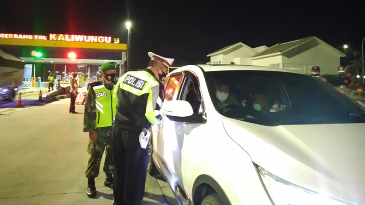 Kapolda Tutup 27 Exit Tol di Seluruh Jateng, Ganjar Mendukung, Ini yang Perlu Diantisipasi