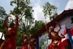 Parade Topeng Malang di Desaku Menanti