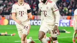 Alphonso-Davies-bayern.jpg