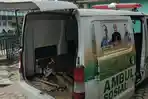 Ambulans-Pujakesuma-Asahan-Ada-Rel-Kereta-Api.jpg