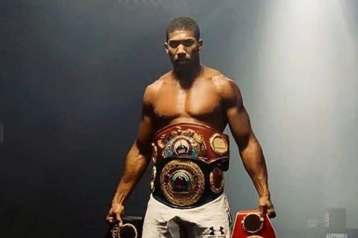Anthony Joshua Dipastikan Menang Kala Melawan Kubrat Pulev Dengan Tampil Beda, ini Lawan Selanjutnya