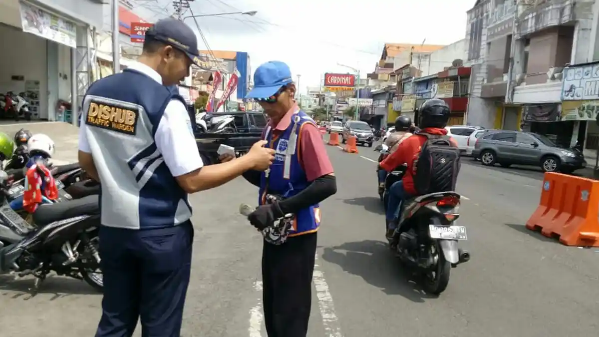 Ulah Juru Parkir Kerap Dikeluhkan Warga Kota Salatiga, Ini yang Dilakukan Dishub