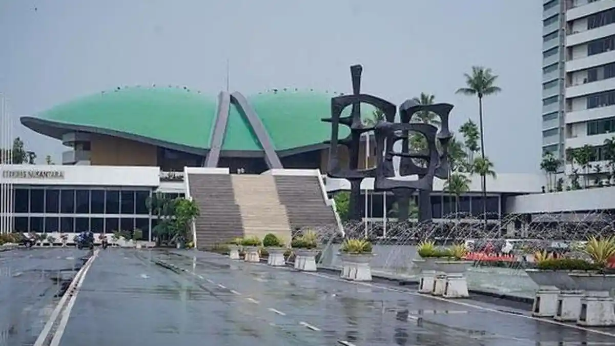 Daftar Pimpinan 13 Komisi di DPR RI Periode 2024-2029, Lengkap dengan Pekerjaan dan Mitra Kerja