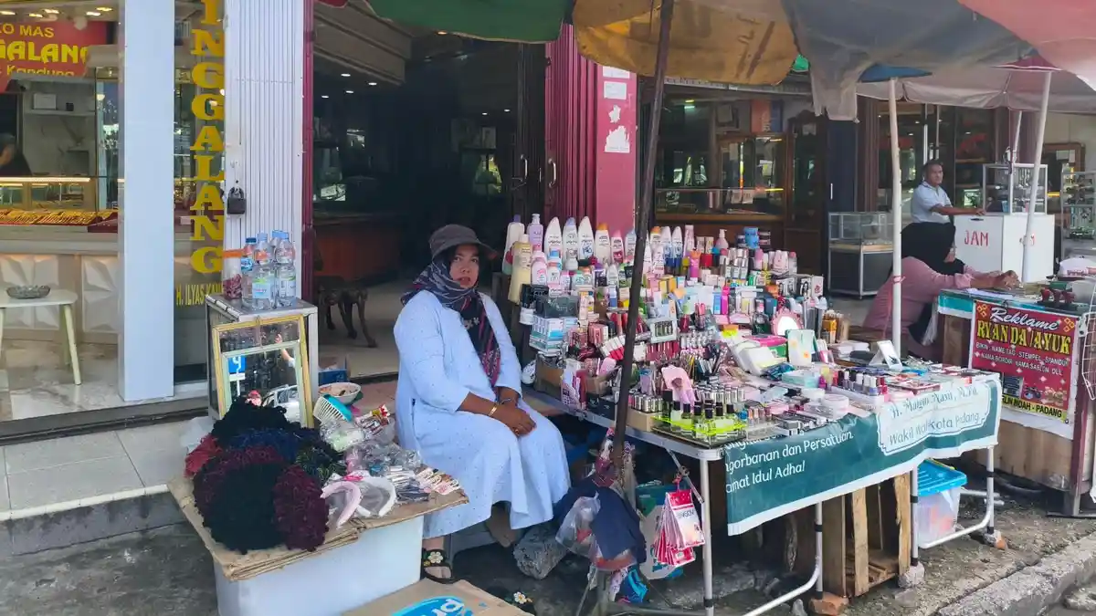 Revitalisasi Pasar Raya Padang Dimulai 22 Juni, Pedagang Bingung Cari ...