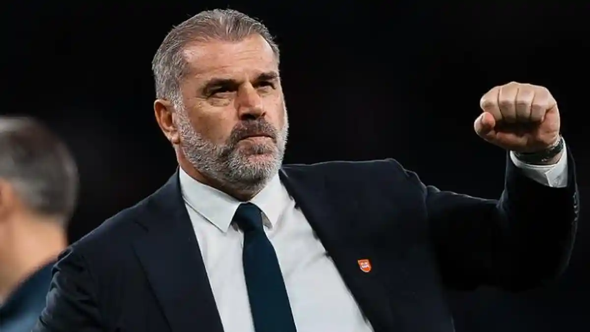 Ange Postecoglou Beri Sinyal Siap Bantu Arsenal Jadi Juara Liga Inggris