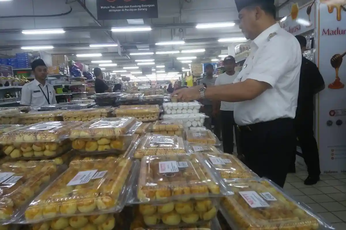 Tak Ada Tanggal Kadaluarsa, Fasha Katakan Kue Lebaran di Swalayan Aman Dikonsumsi