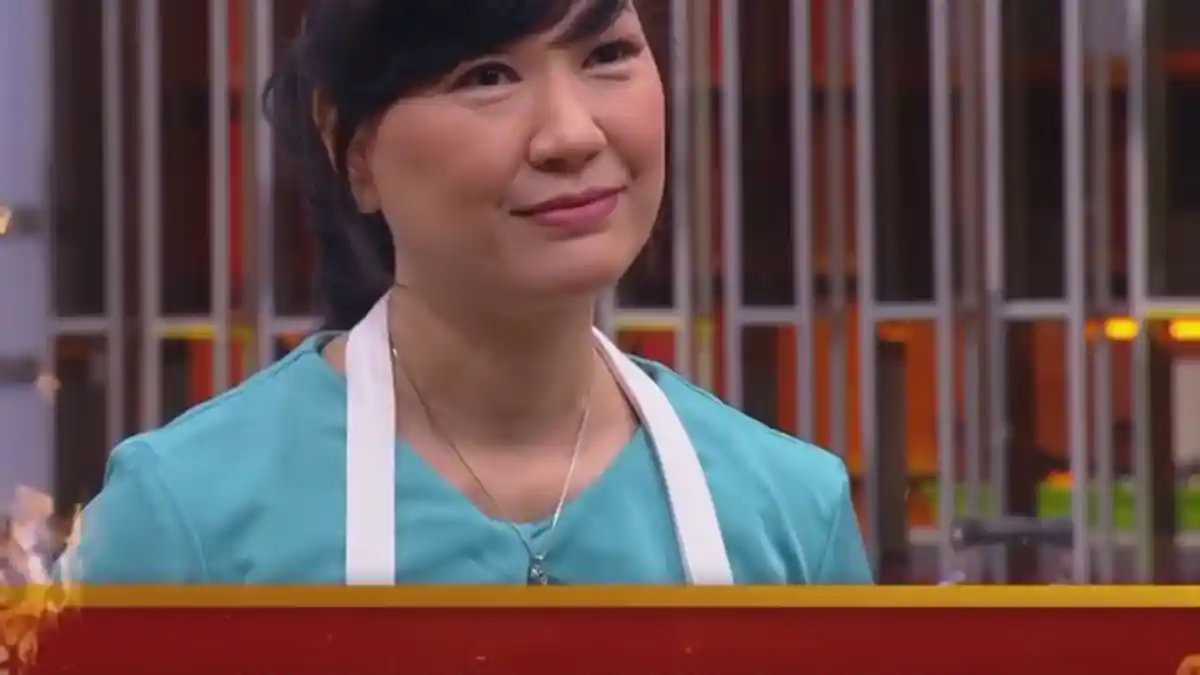 Reaksi Chef Juna Cicipi Salmon en Croute Mei-mei MasterChef Indonesia 9 : 'Masih Kurang'