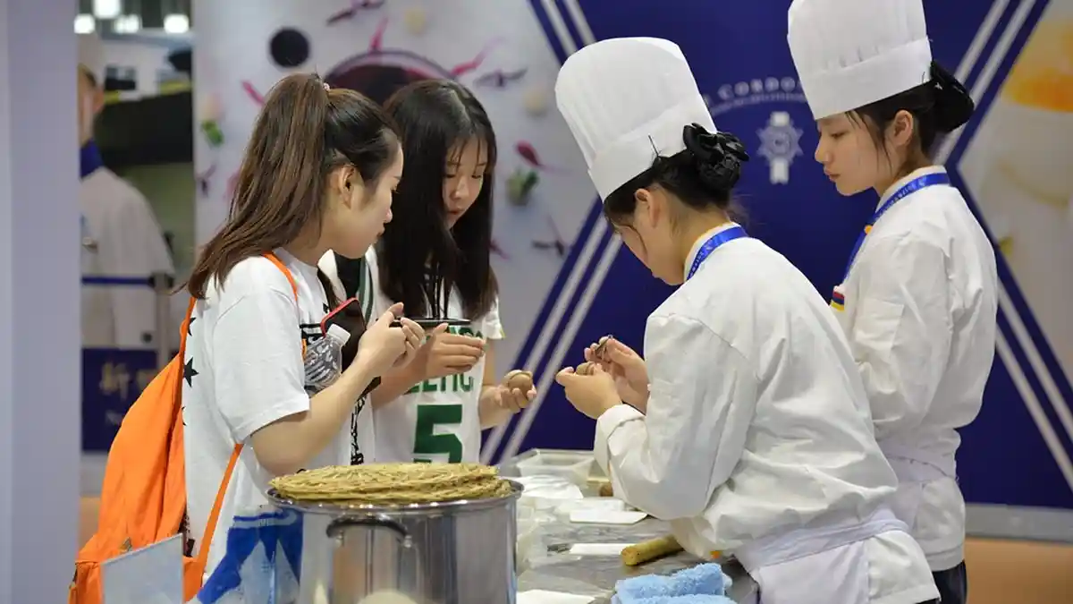 Arti Mimpi Mengikuti Kontes Memasak, Pertanda Anda sedang Mengalami Pergolakan Batin