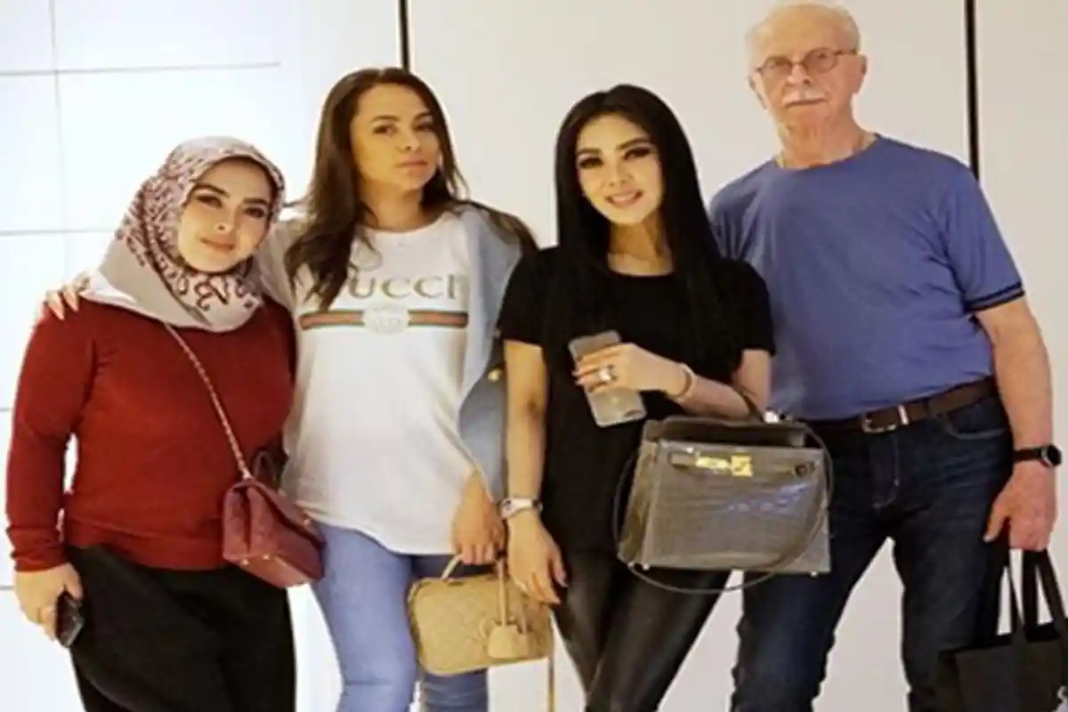 Pria Bule Tuding Syahrini Punya Hubungan Spesial dengan Sosok Ini, Putri Kandungnya Beberkan Fakta
