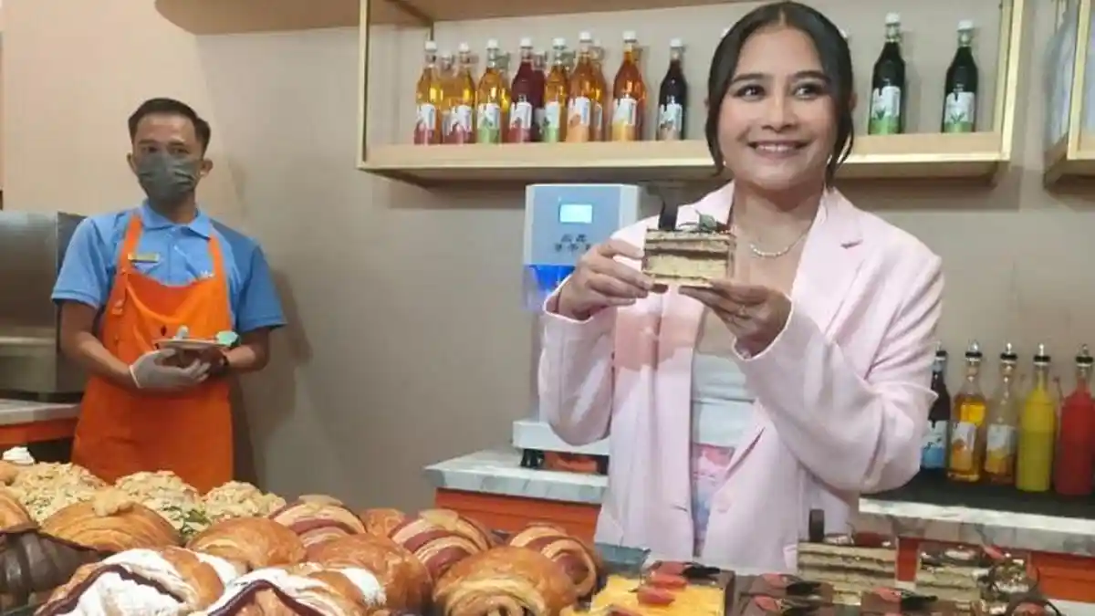 Tiada Hari Tanpa Makan Roti, Prilly Latuconsina Akui Susah Diet