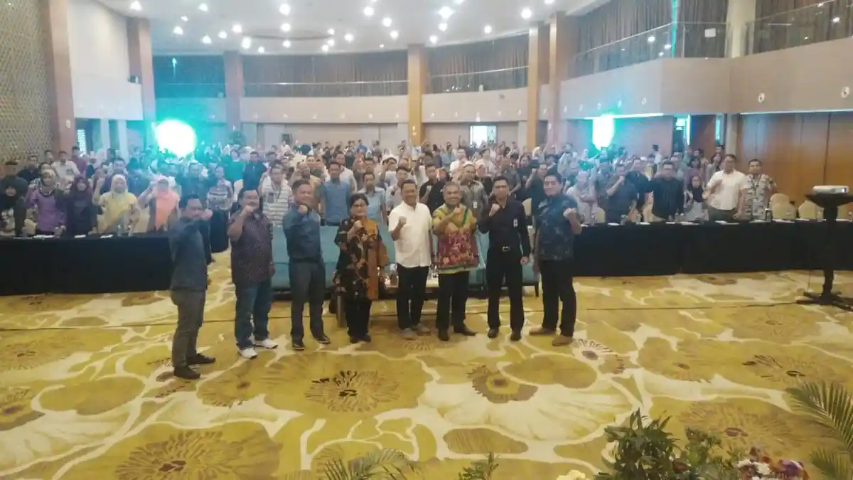 Ini Tips Mencapai Target Kerja Ala Konsultan Komunikasi Aqua Dwipayana