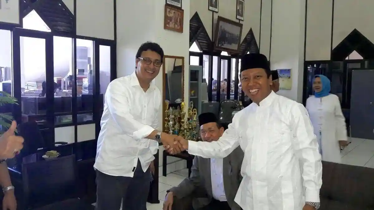Uceng Sambut Ketua Umum PPP di Al Markaz